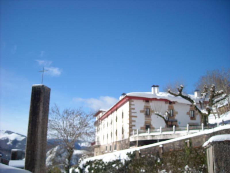 Goiko-Benta Ostatua Hotel Oñate Exterior foto